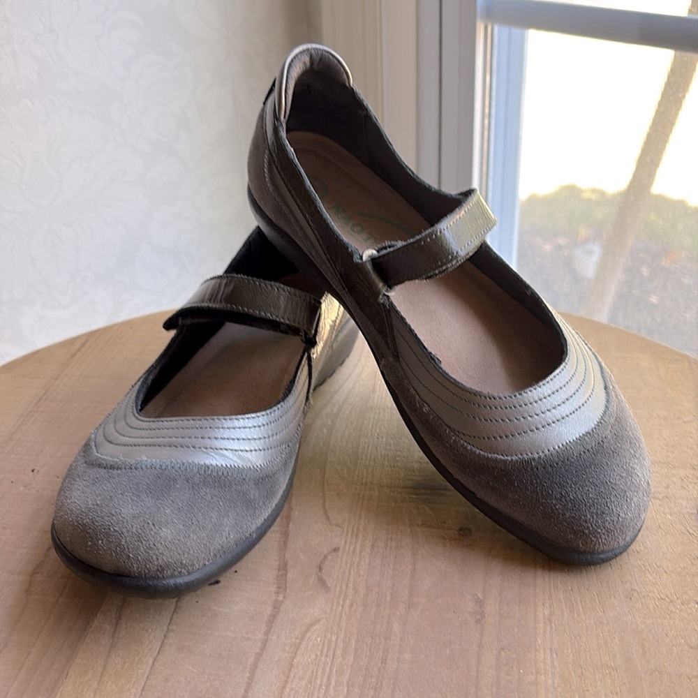 Naot Kirei Mary Janes - Gray